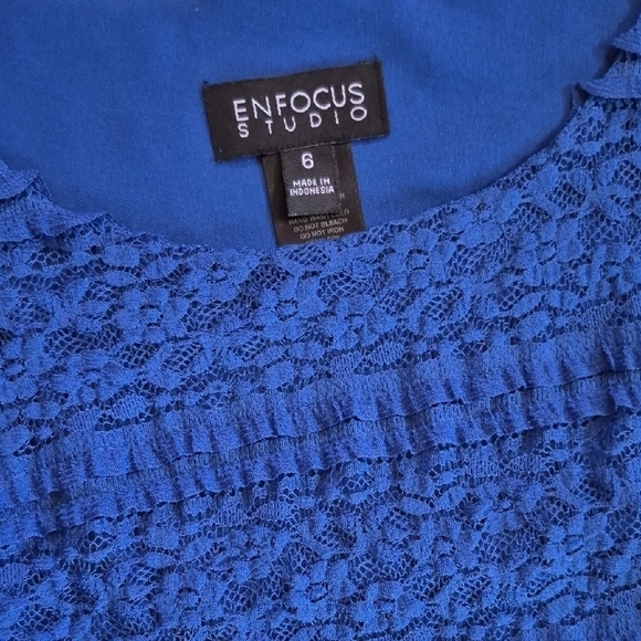 HOLIDAY SALE Enfocus Studio Royal Blue Lace Dress - Picture 2 of 4